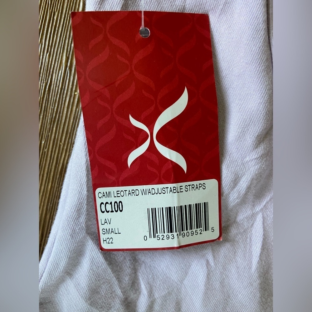 NWT Capezio Lavender camisole leotard with adjustable straps in SZ Small, CC100 - Picture 5 of 5
